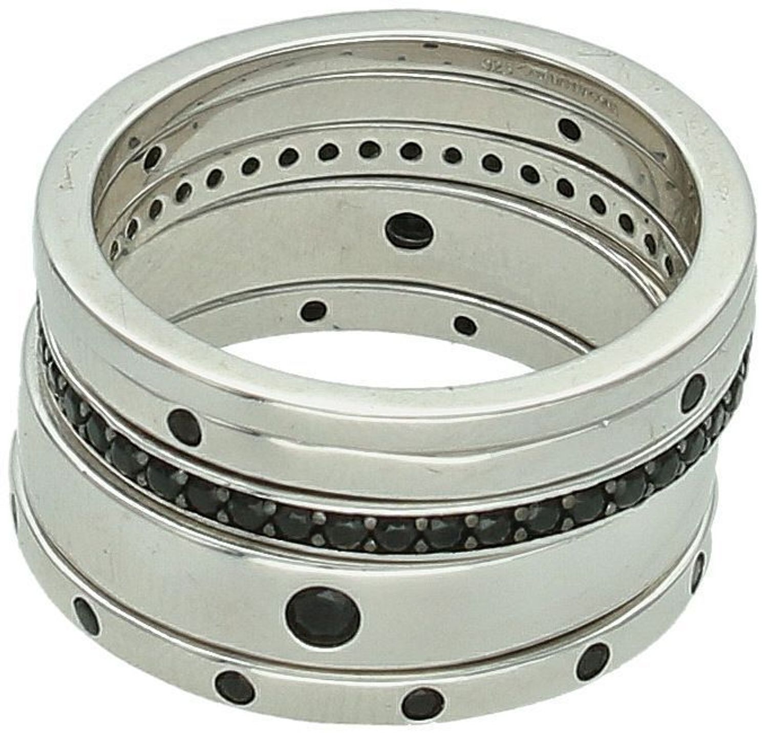 Srebrny pierścionek damski 925 P VI 156251 z pięciu obrączek ozdobionych czarnymi cyrkoniami. Szerokość 2–4 mm, waga 13,73 g, rozmiar 22. Elegancki, designerski wybór dla nowoczesnych kobiet.1.jpg